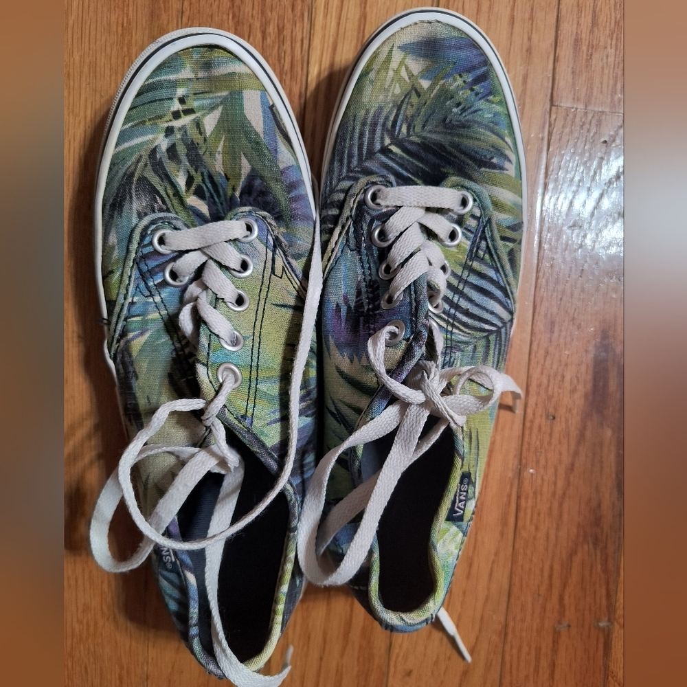 3/$10⭐ Vans Green Floral Lowtop Sneakers, Women's Size 6 - Picture 8 of 12